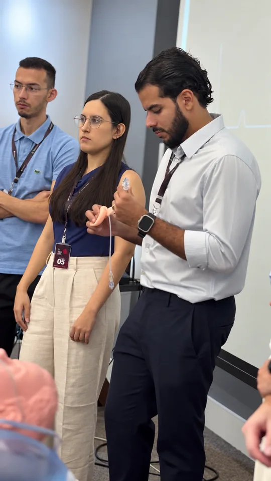 Turma anterior do TECA em treinamento prático
